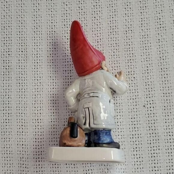 Goebel Co Boy Vintage 1979 "DOC" The Doctor Figurine - Picture 3 of 10